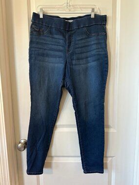 Nine West Heidi Pull-On Skinny Jeans Size 16 Dark Wash Stretch